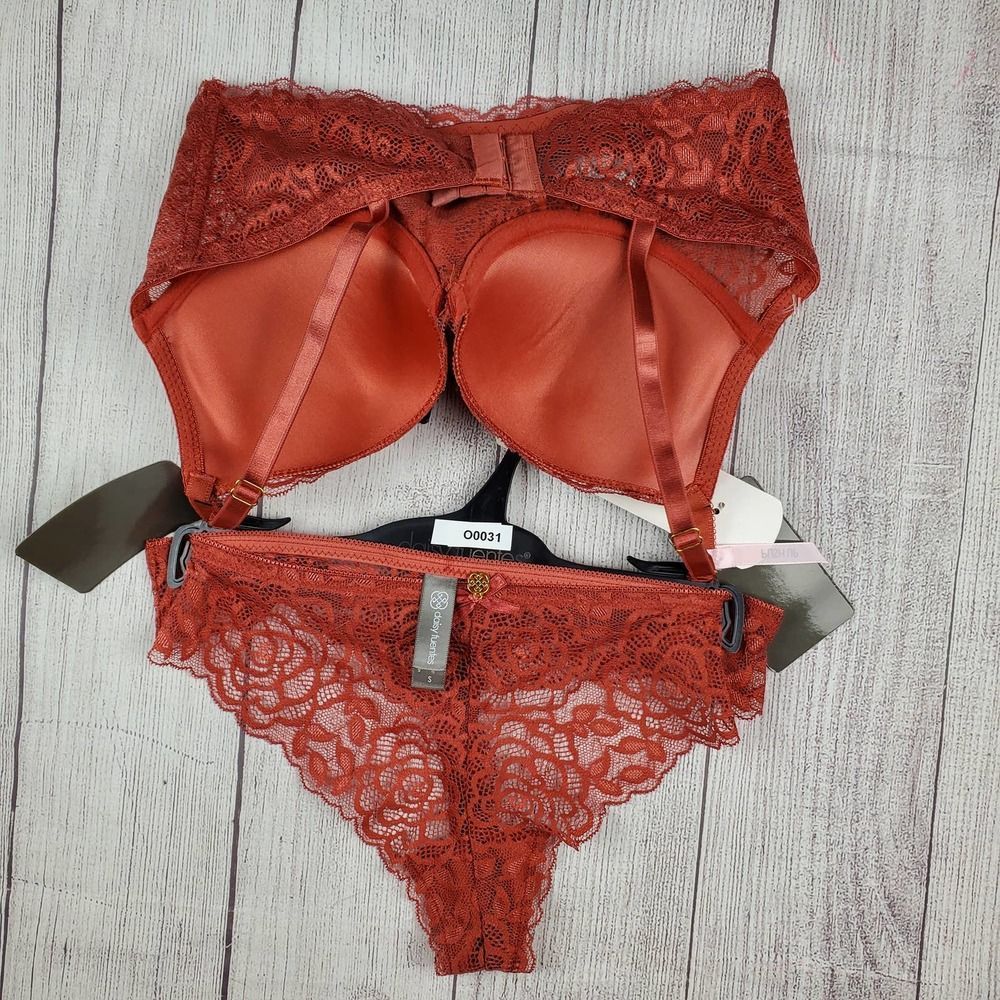 Daisy Fuentes Bra Red 34B Pushup Pantie Set Longline Lace NWT - Picture 5 of 9